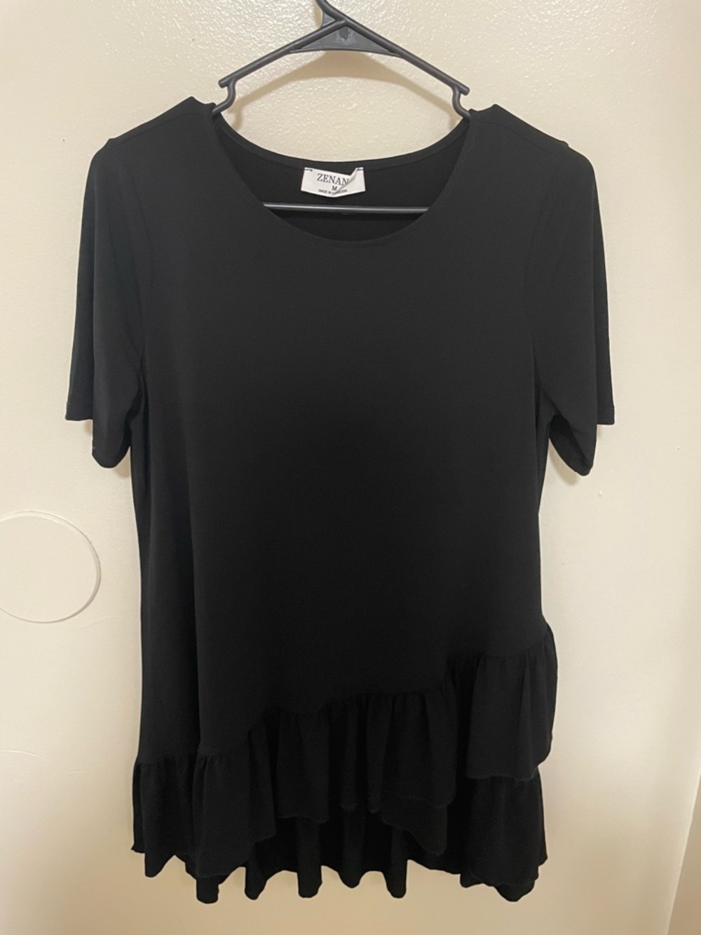 ✨Women’s Zenana Black Ruffle Top Size M